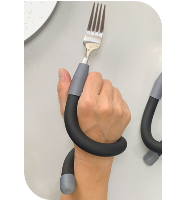 Aides techniques au repas